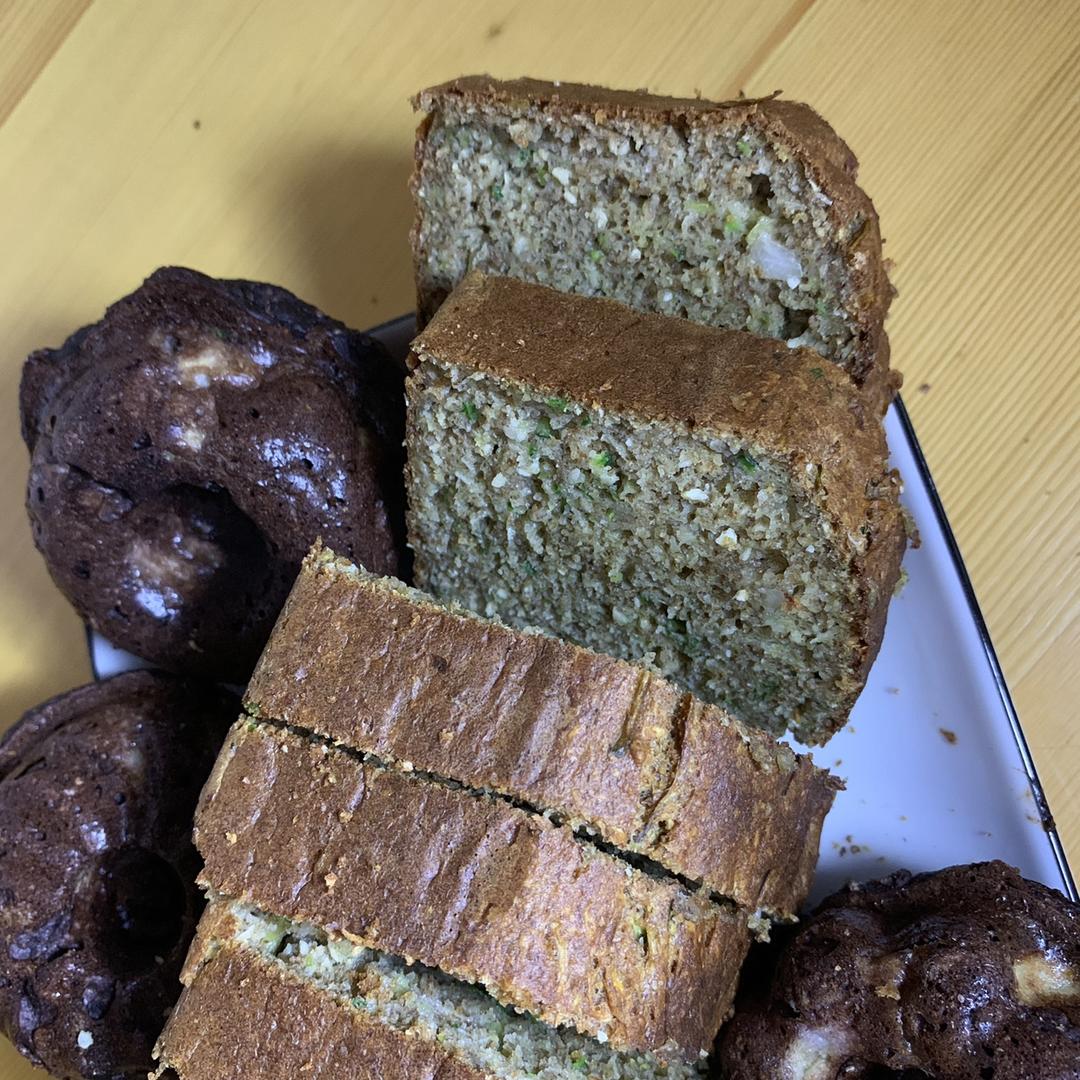 西葫芦“奶酪”快手面包丨健康·烘焙