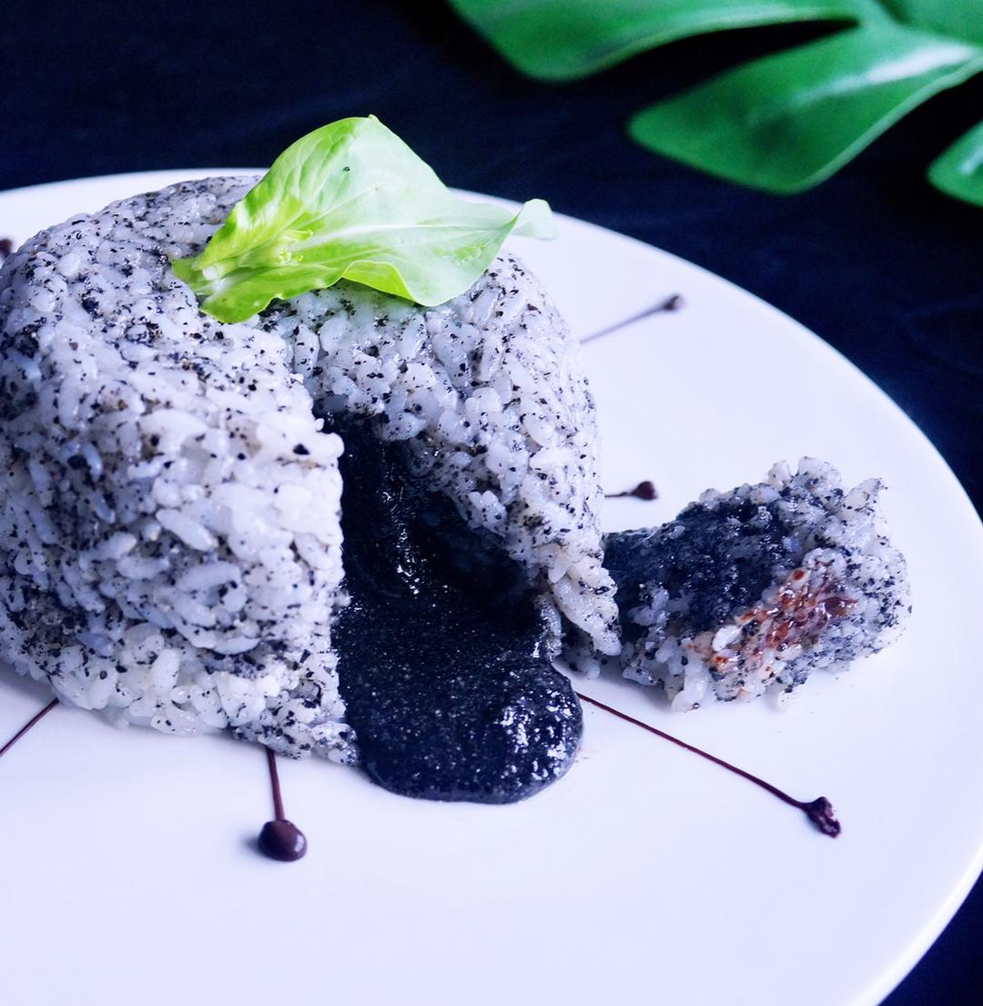趣味饭团便当（一碗爆酱米饭🍚）