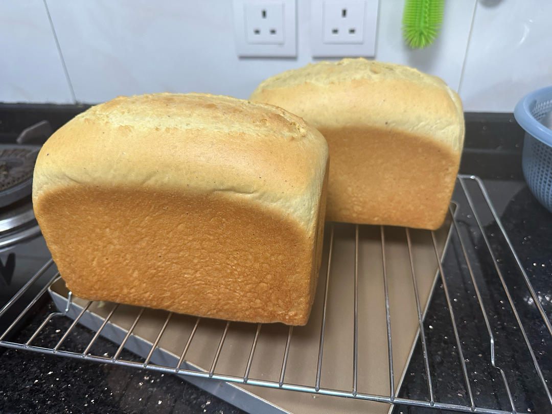 200一斤的开心果，做成吐司得多好吃啊！