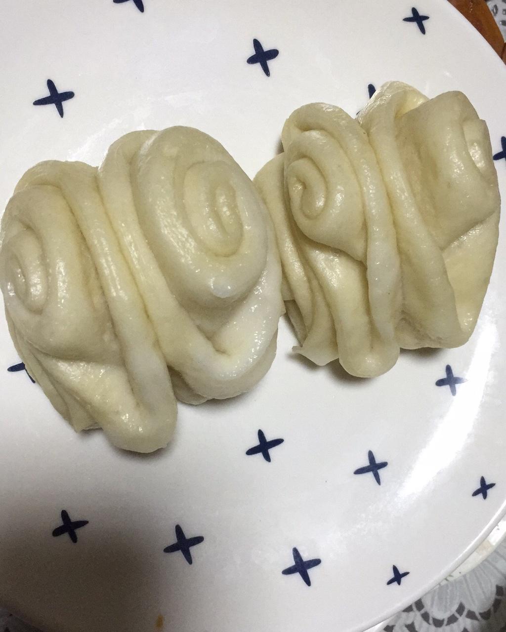 家常椒盐花卷(小视频)