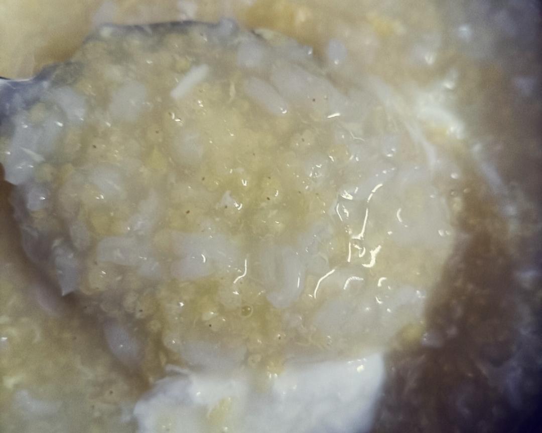 小米大米鸡蛋粥