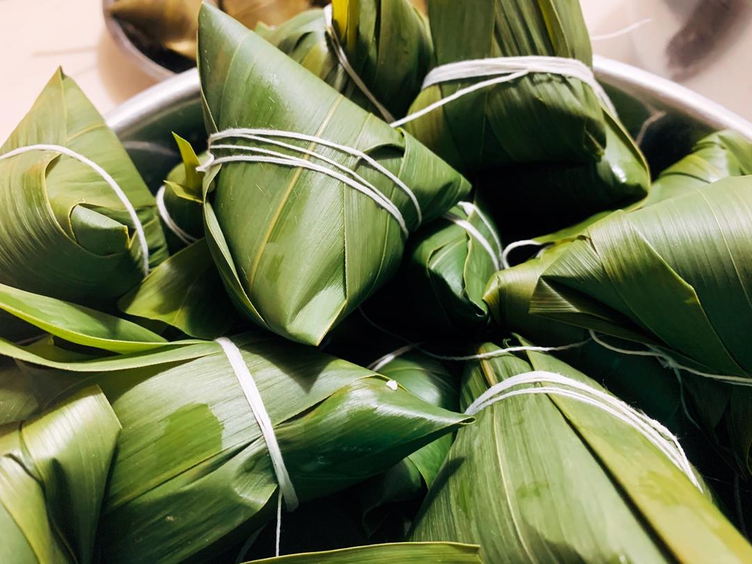 超详细蛋黄鲜肉粽&腊肉粽——姥姥的拿手菜