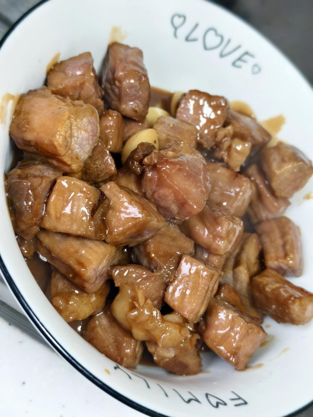 好吃到舔盘的蒜香黑椒牛肉粒