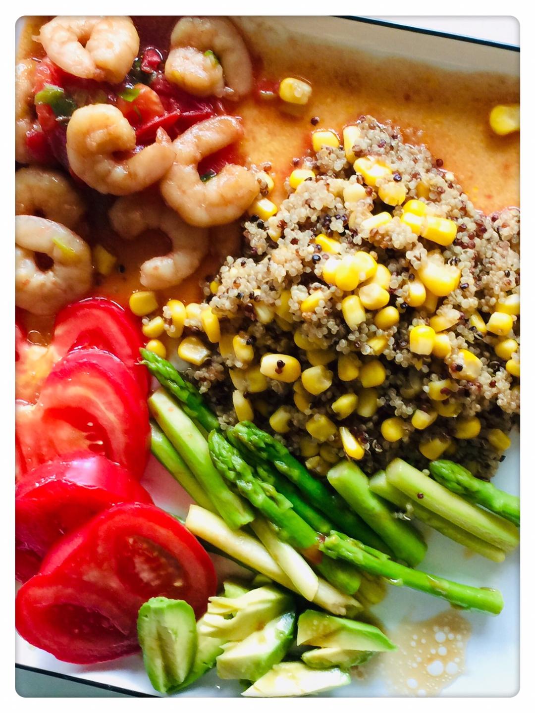 低脂虾仁藜麦玉米午餐的做法