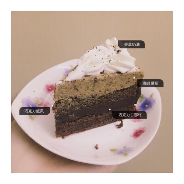 卡布奇诺蛋糕Cappuccino-咖啡白巧克力慕斯配巧克力甘纳许<熊谷裕子>