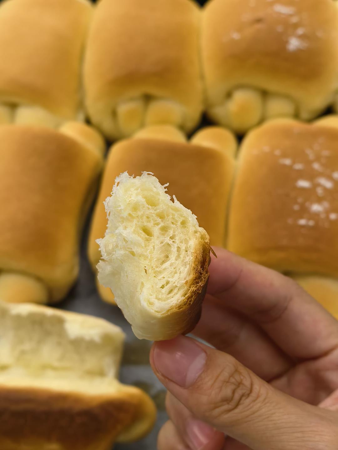 软到不知所措的牛奶卷