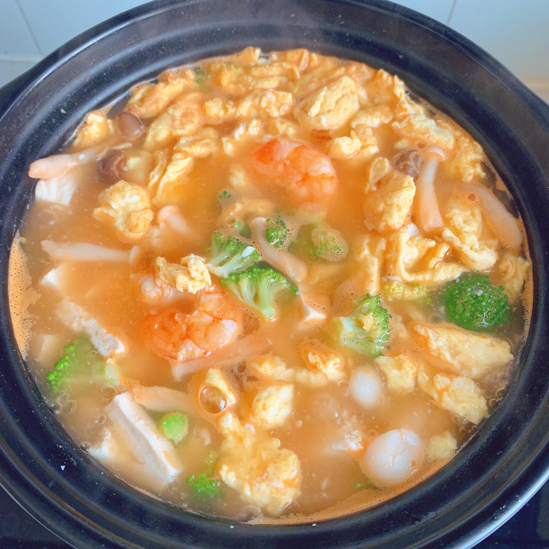 豆腐鲜虾菇菌汤