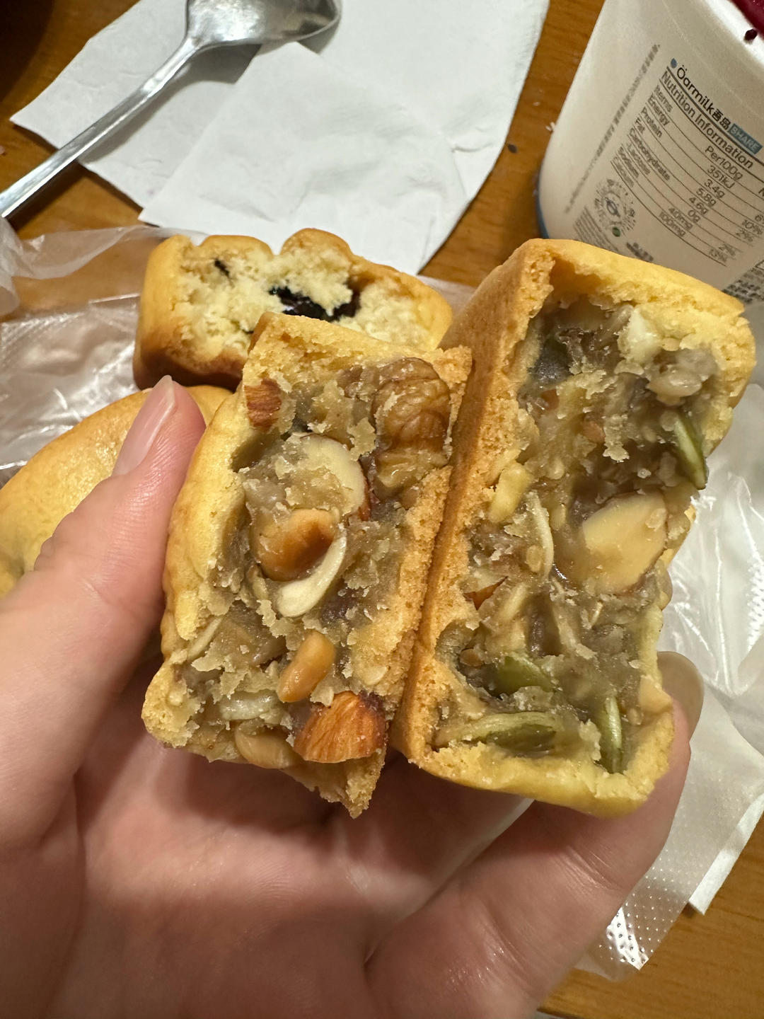 出炉现吃也不会发硬的豪华坚果五仁月饼馅