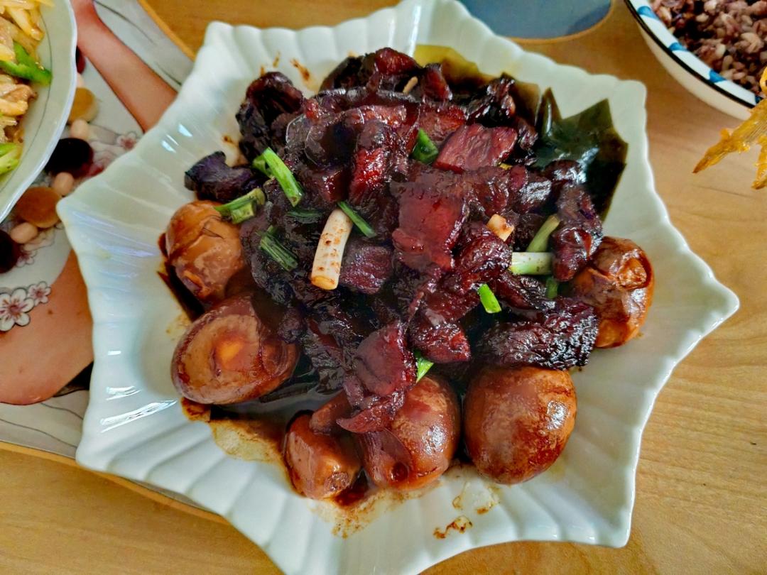 私房红烧肉 垂涎三尺软糯无比