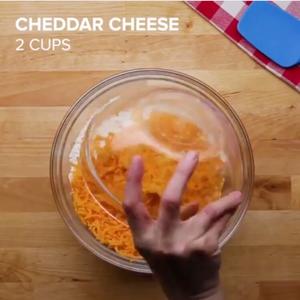 切达奶酪软欧包的做法 步骤2