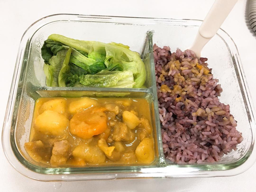 咖喱土豆炖牛腩