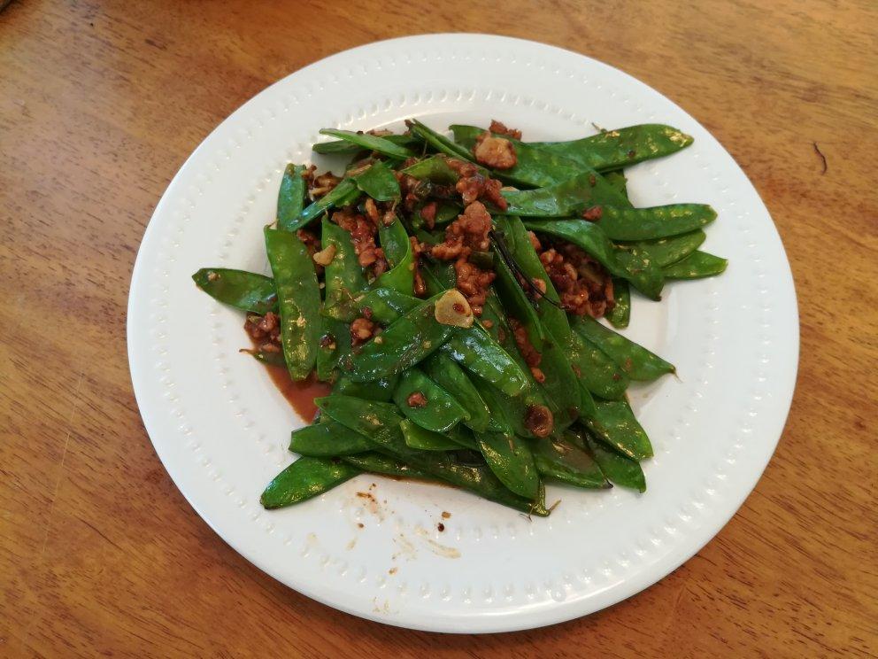 荷兰豆炒肉