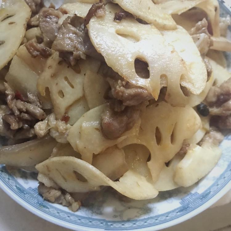莲藕片炒肉