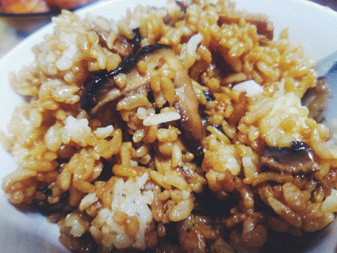 香菇油饭