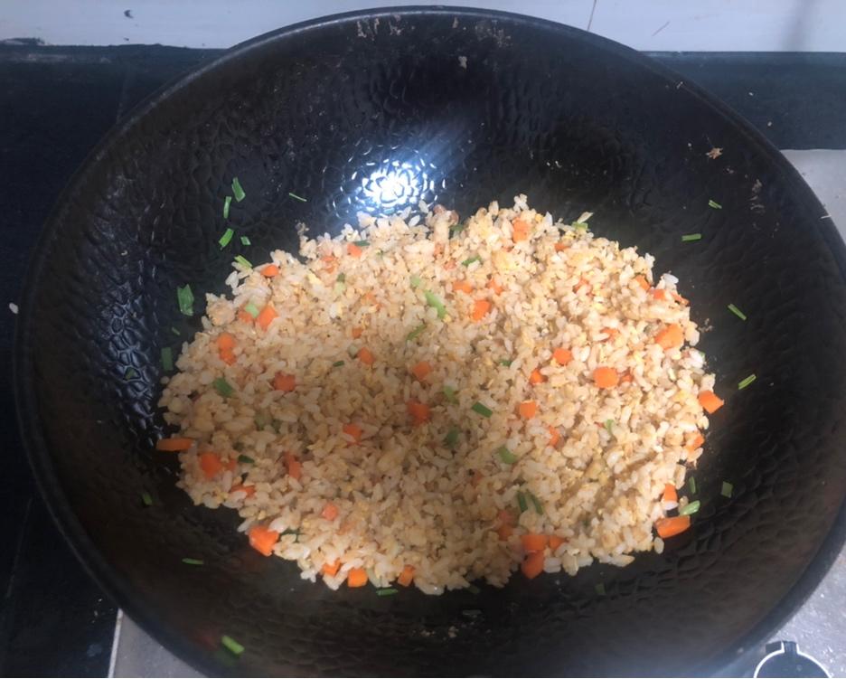 不正宗的扬州炒饭（家常版）