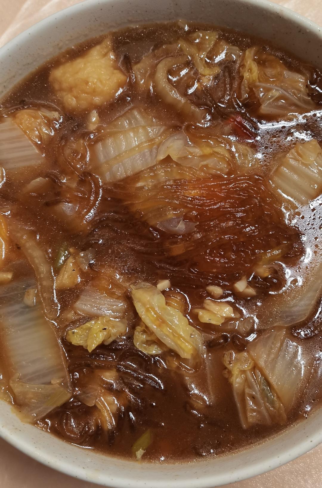白菜粉条丸子汤