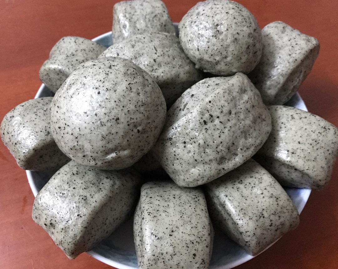 奶香黑芝麻馒头