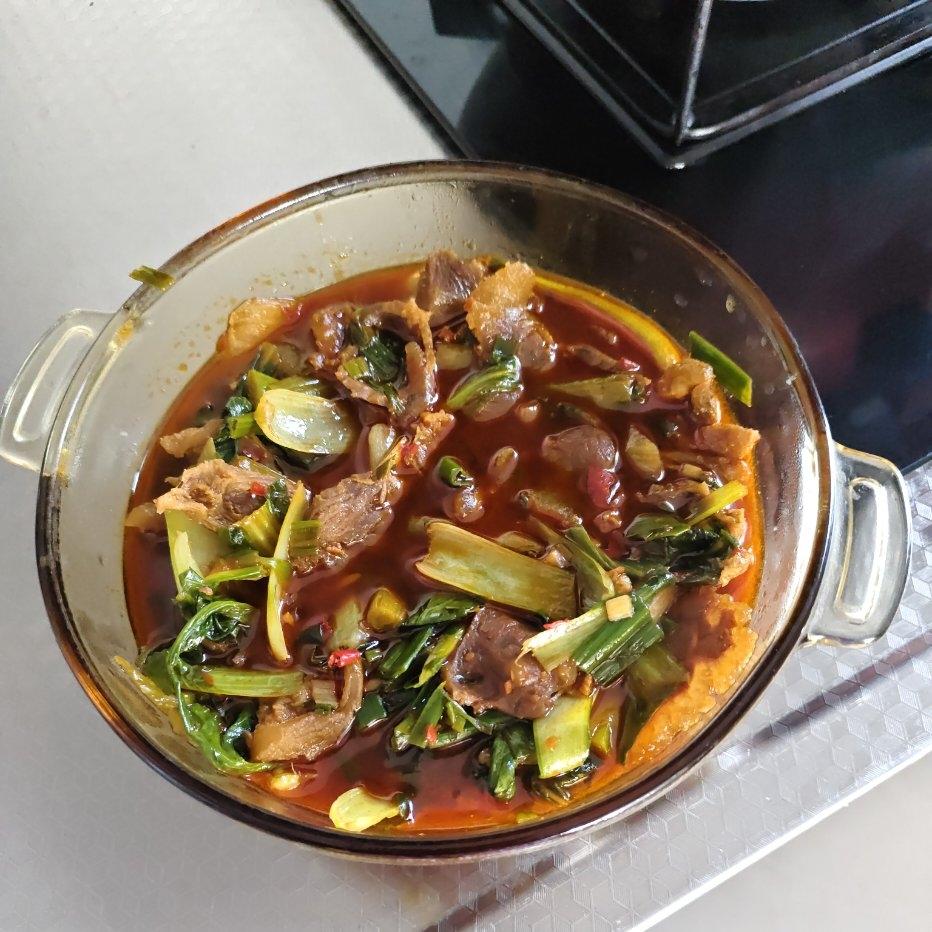 青菜烧牛肉 快手宴客家常菜