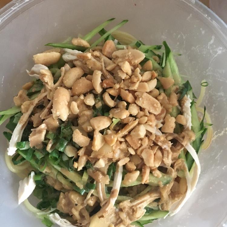 花生酱麻辣凉面
