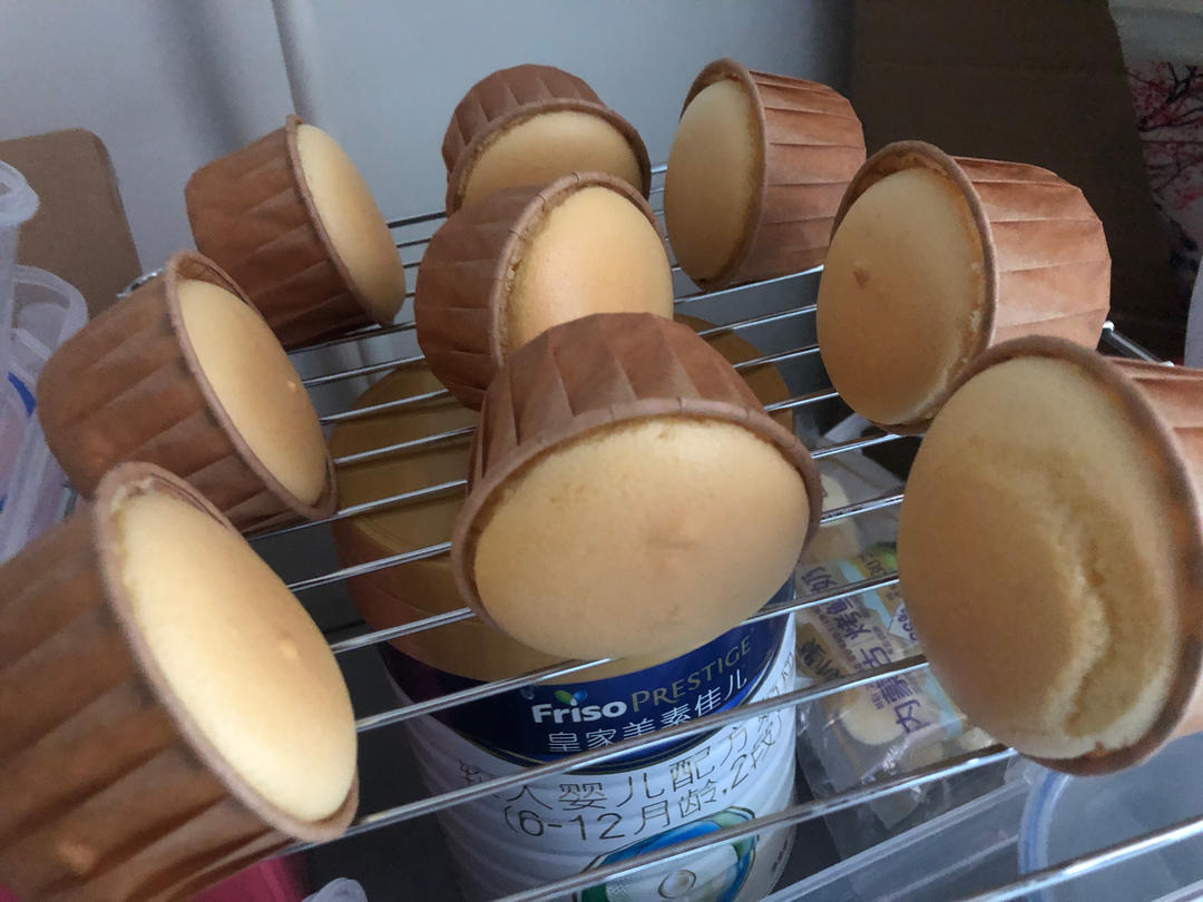 超简单不塌腰的纸杯蛋糕