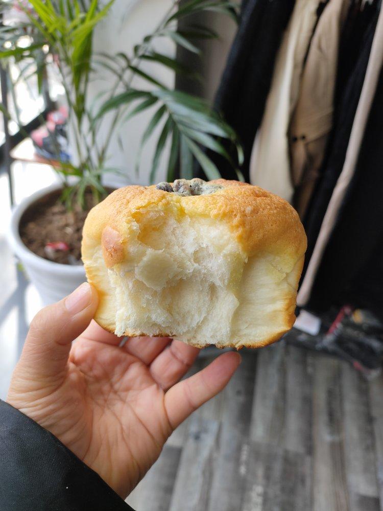 好吃到出炉就被抢光的墨西哥红豆面包
