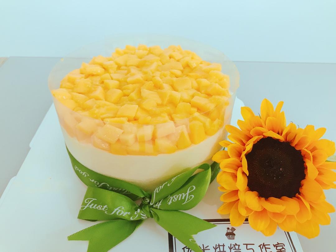芒果慕斯蛋糕