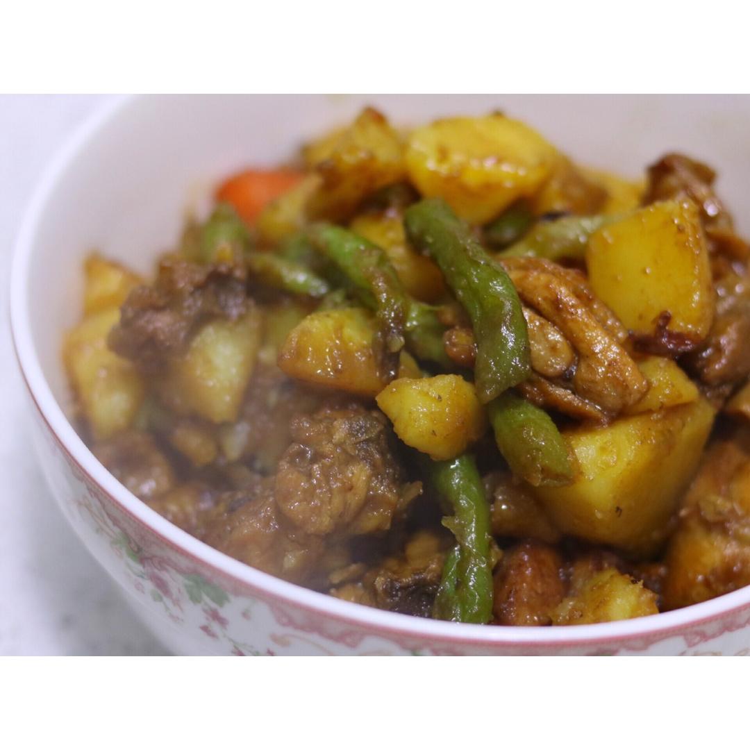 土豆烧鸡
