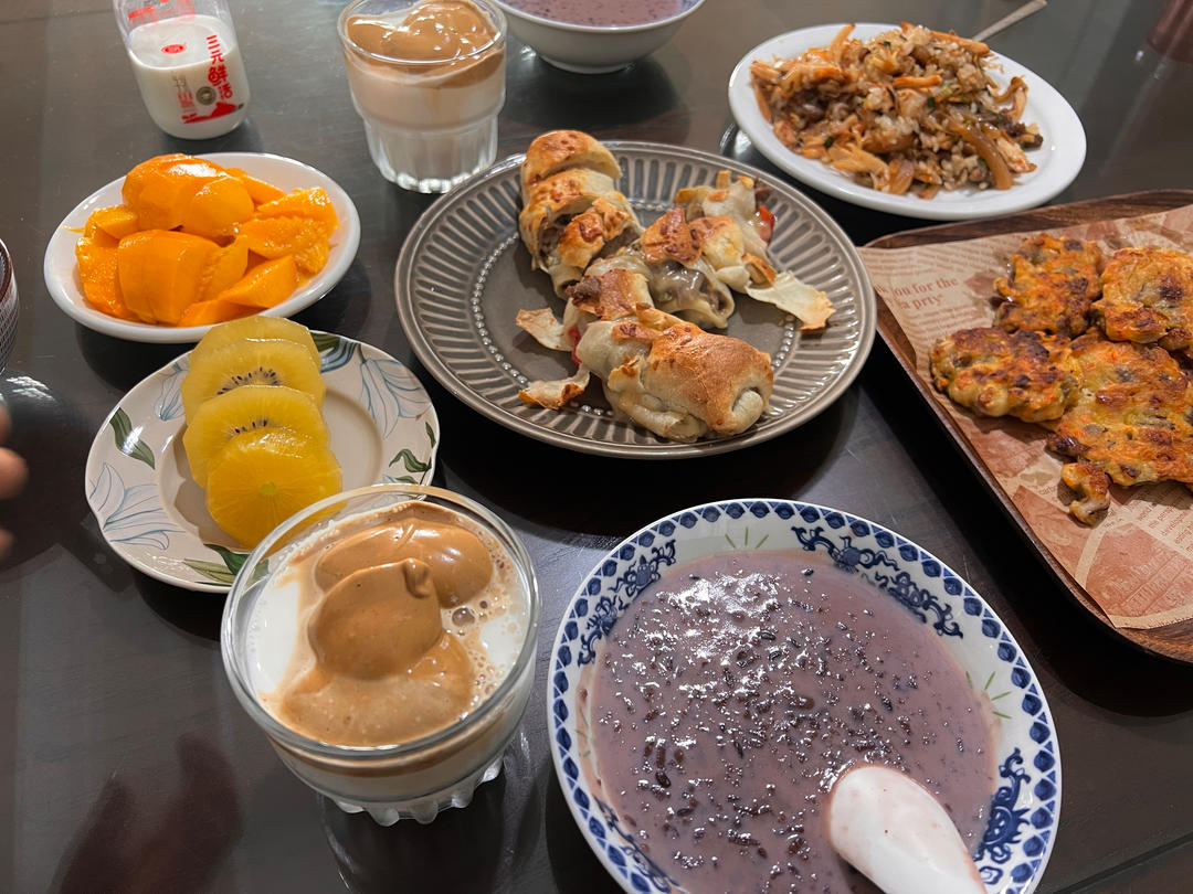牛奶红豆紫米粥