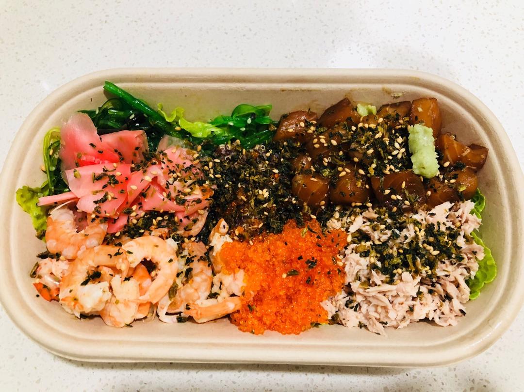 三文鱼牛油果盖饭，风靡夏威夷的Poke拌饭