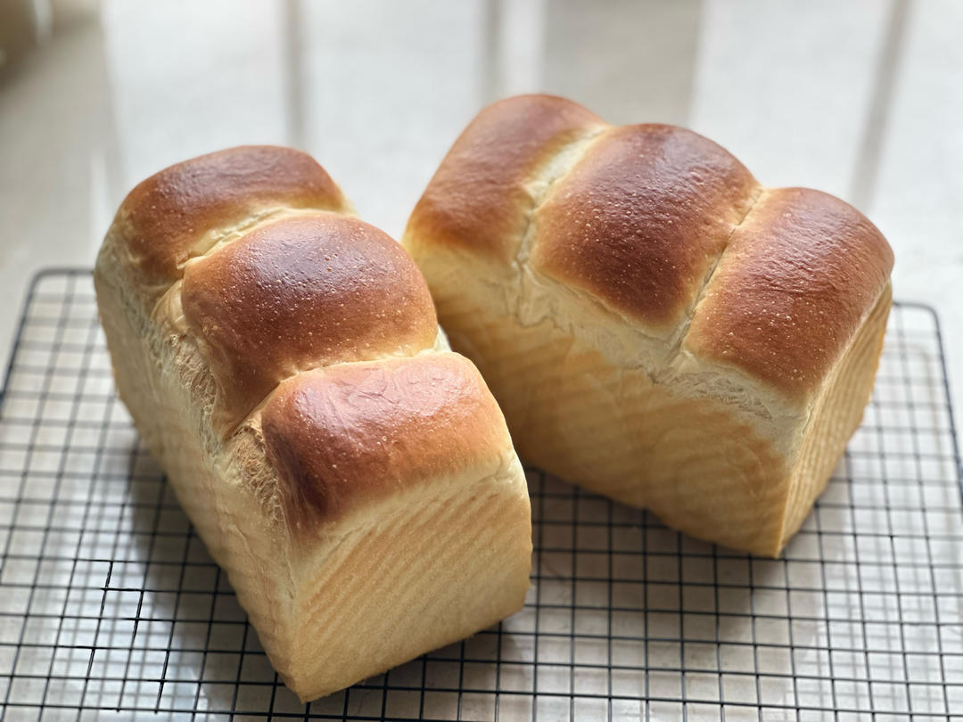 基本鲜奶吐司