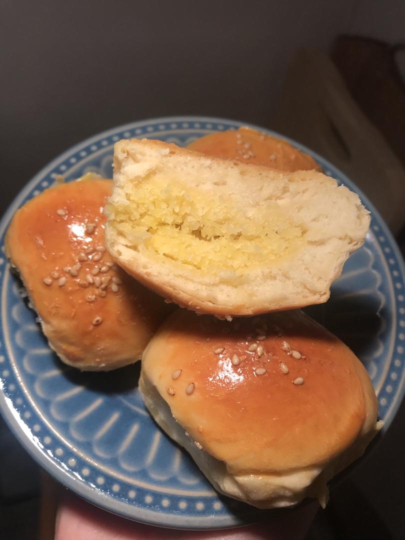 椰蓉奶香小餐包