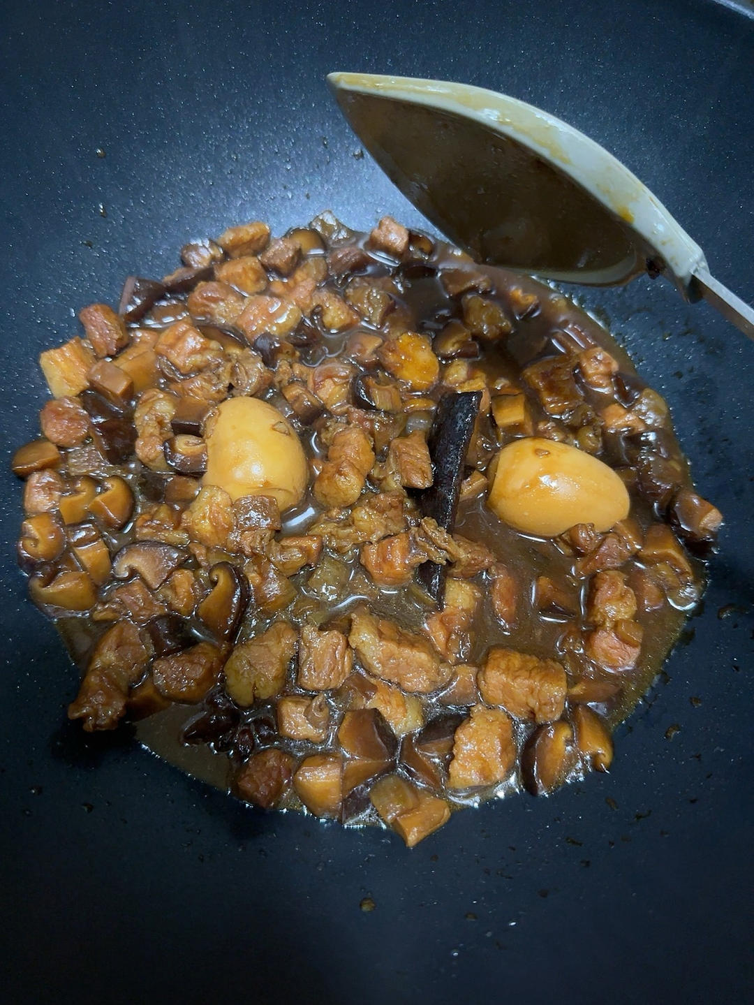 卤肉饭～绝对销魂