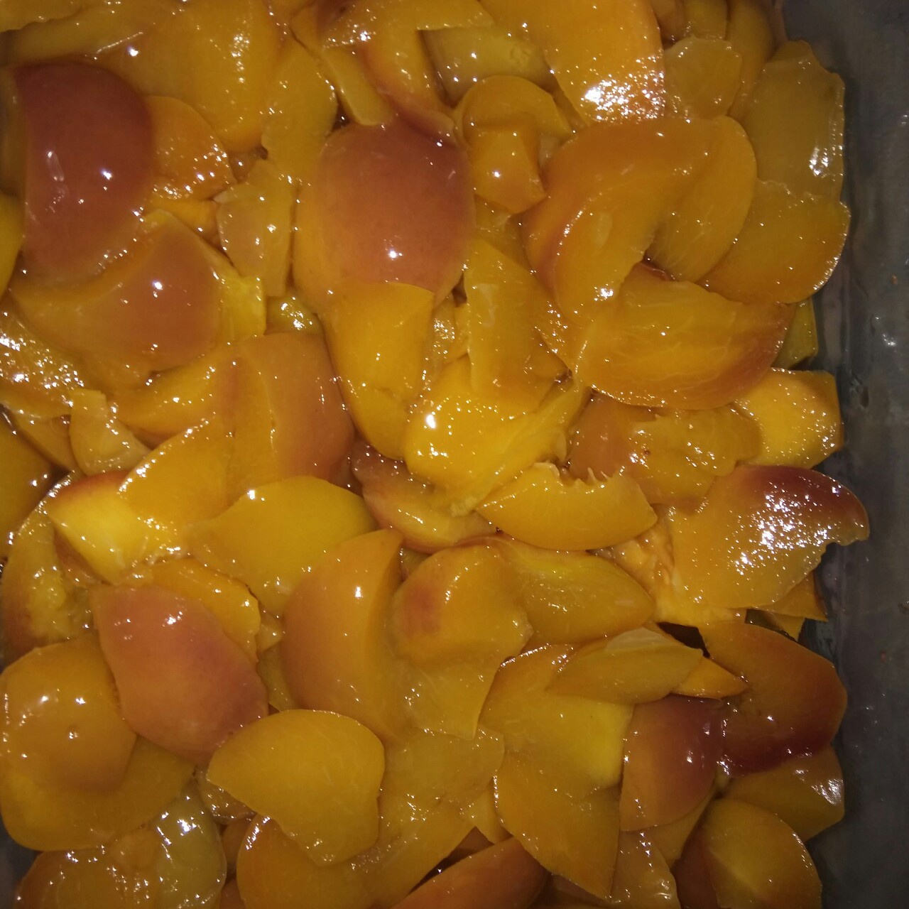 油桃罐头