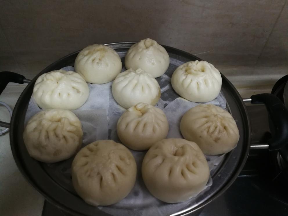 猪肉酸菜包子的做法