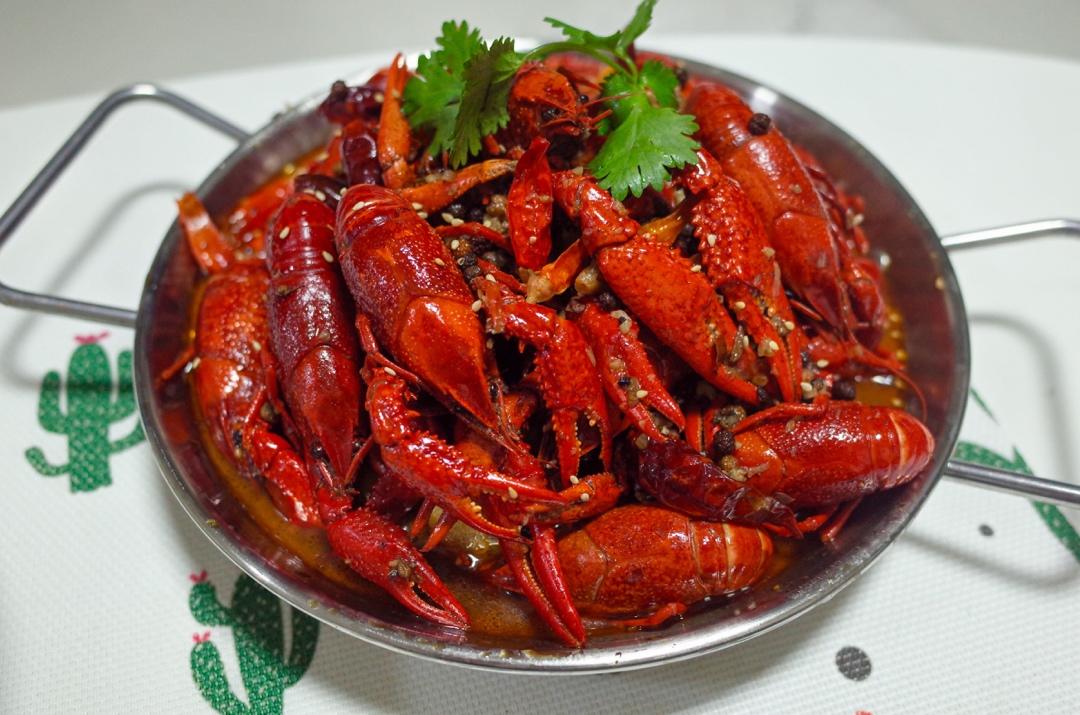 厨师长教你：“麻辣小龙虾”的家常做法 ,好吃的停不下来