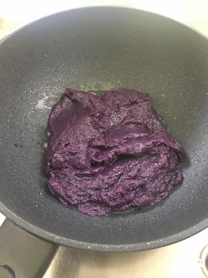 奶香紫薯泥的做法 步骤2