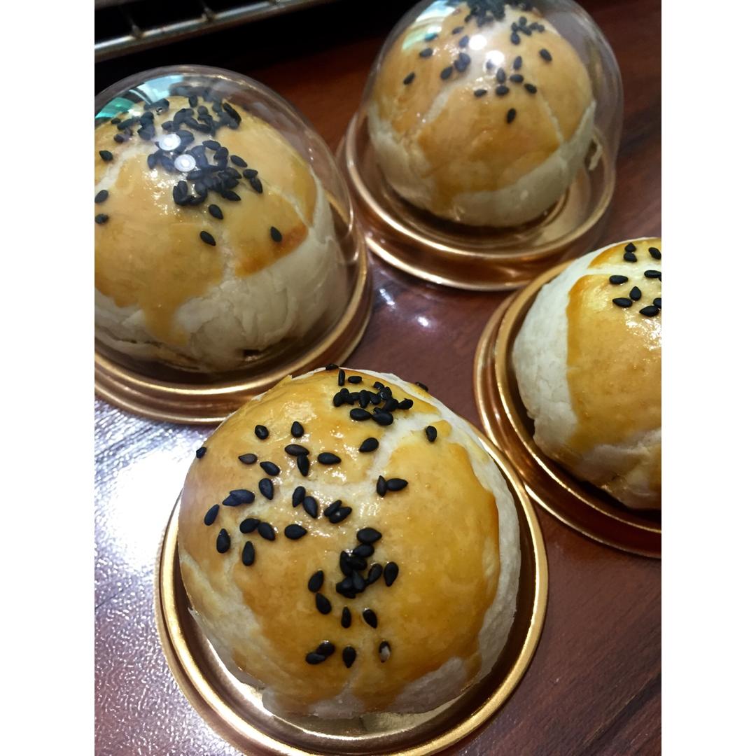蛋黄酥~紫薯、抹茶、原味~花好月圆，中秋快乐~内附一次做六色蛋黄酥方法~