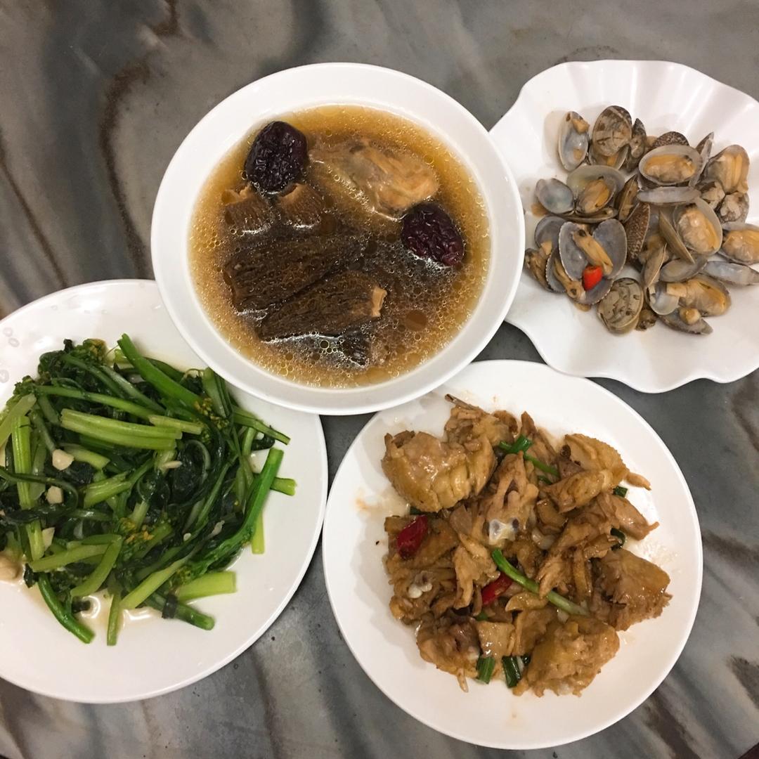 羊肚菌炖鸡汤（超详细攻略）