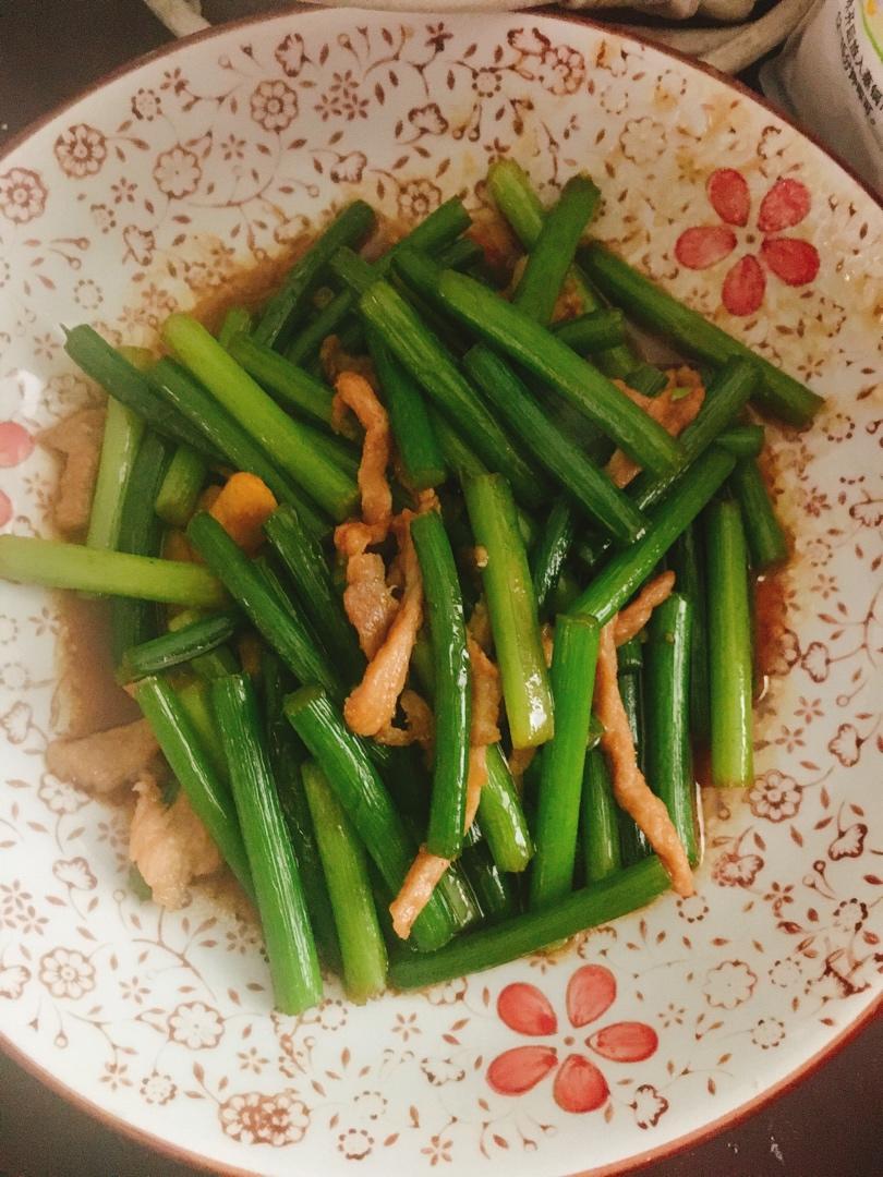 快手家常菜 蒜苔（蒜苗）炒肉