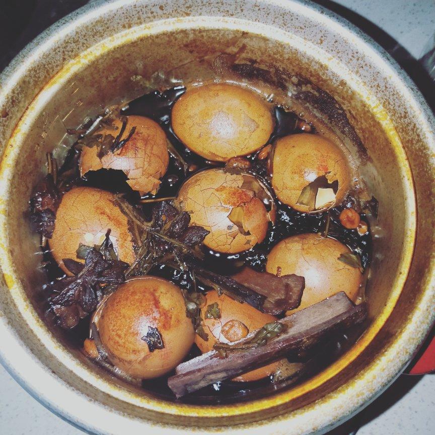 电饭煲煮五香茶叶蛋