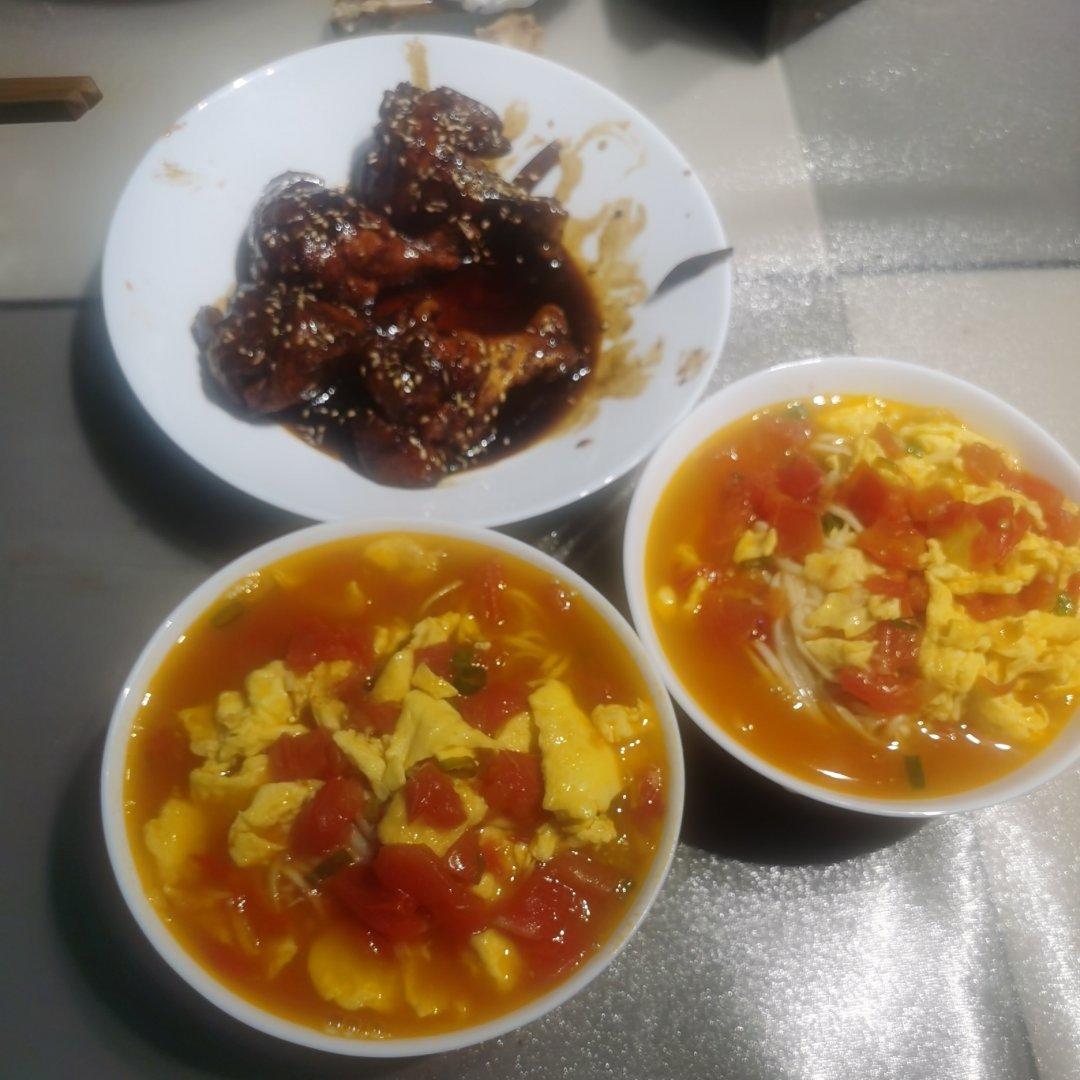 恨不得抱着锅舔的番茄鸡蛋面