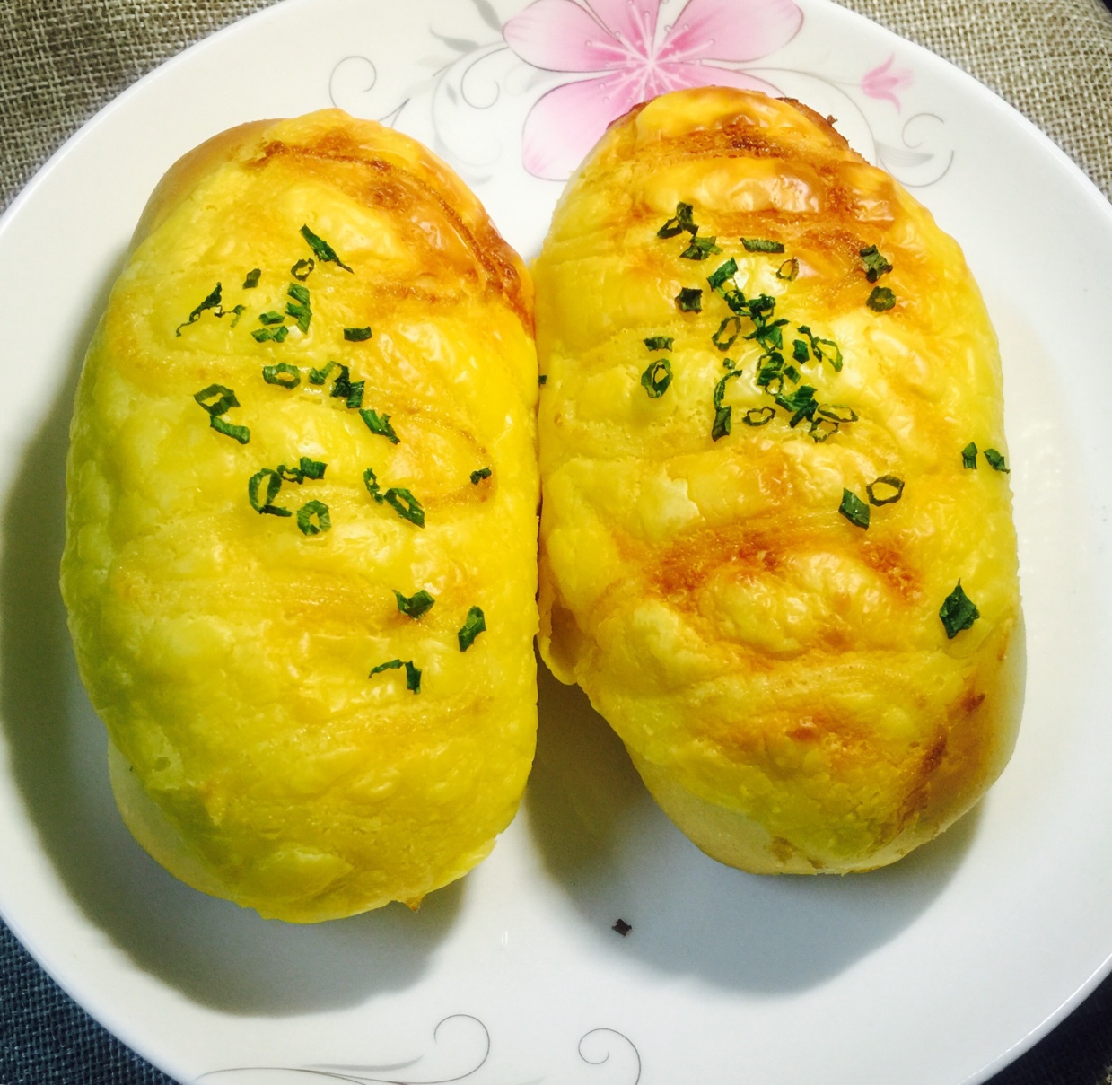 肉松芝士面包