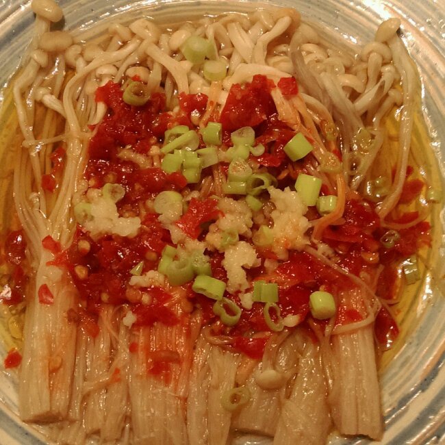 剁椒金针菇