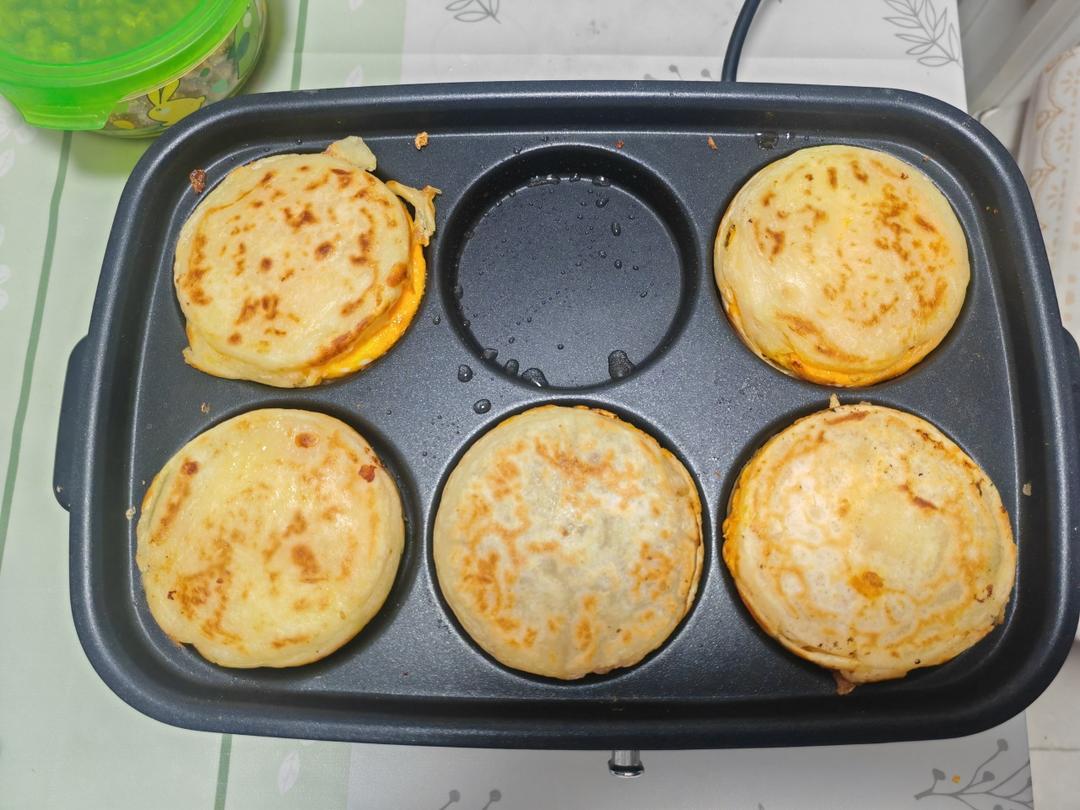 早餐霸王~沉甸甸鸡蛋汉堡