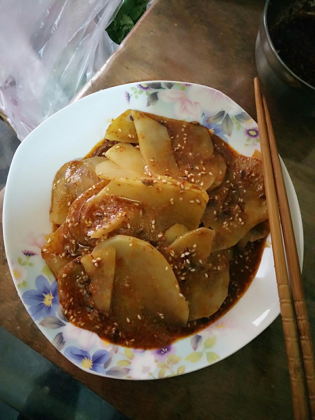 兰州风味麻辣土豆片（又名：通渭路土豆片、马三洋芋片）