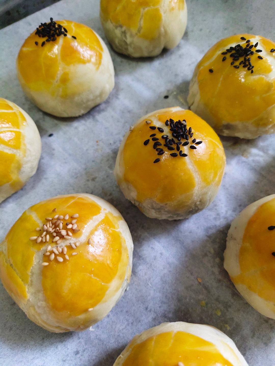 百吃不腻的蛋黄酥