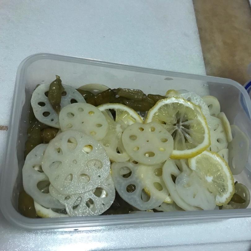 柠檬泡椒藕片
