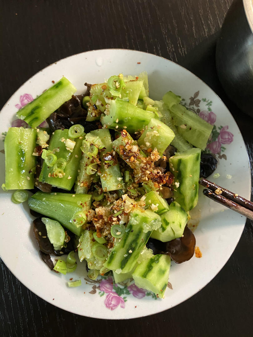凉拌（腐竹木耳黄瓜）