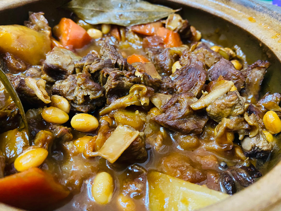 番茄土豆炖牛腩