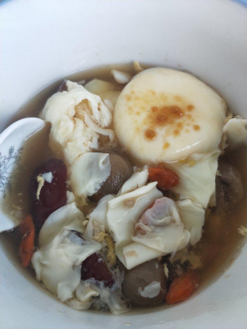 桂圆红枣鸡蛋糖水